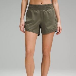 Lululemon size 4 Track That High-Rise Lined Short 5”
